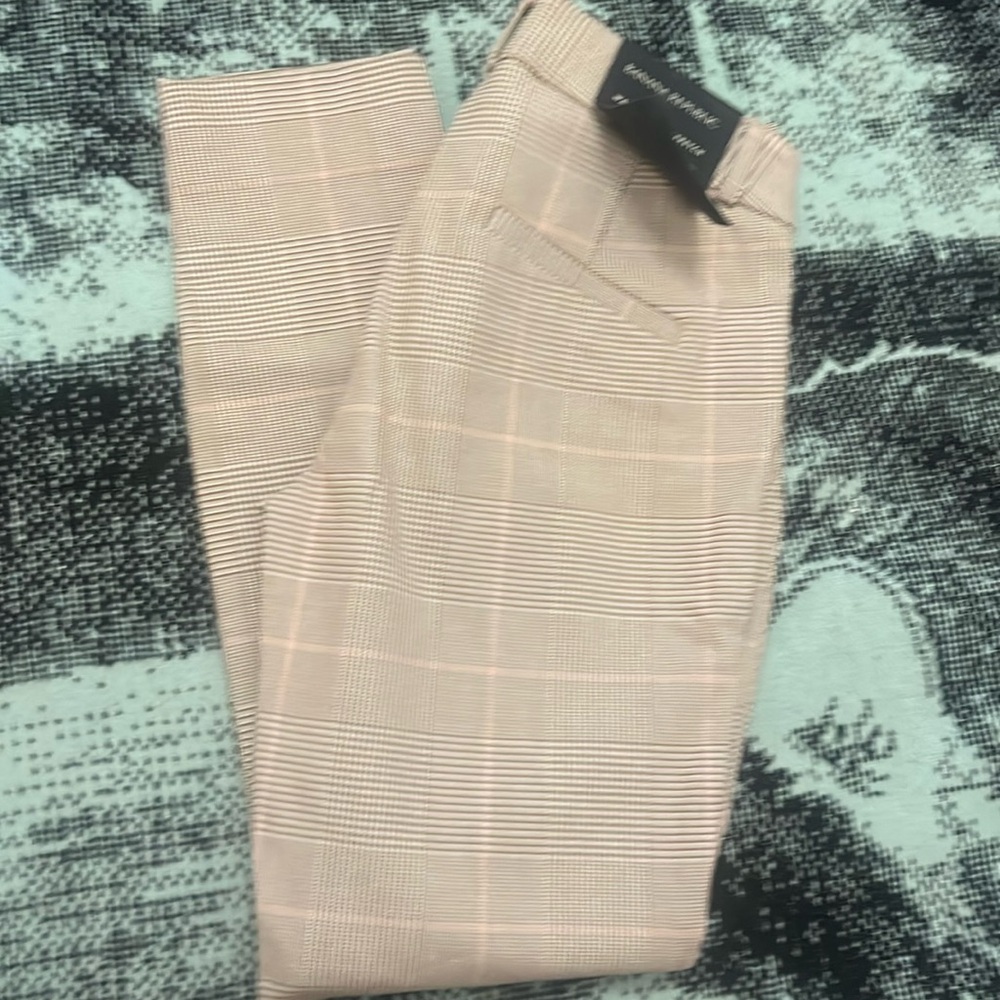 Banana Republic Skinny Pants
Size  00P
New without tag